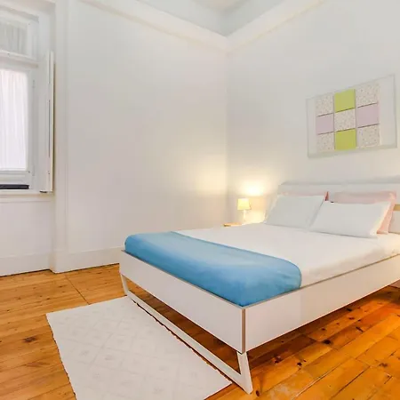 Boulevard Apartment