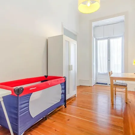 Boulevard Apartment