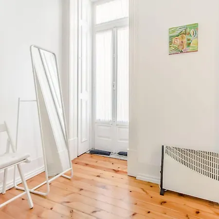 Apartment Boulevard,