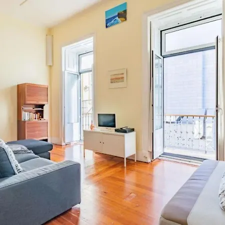 Boulevard Apartment