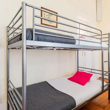 Apartment Boulevard *