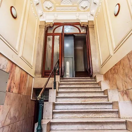 Boulevard, Apartament Lizbona